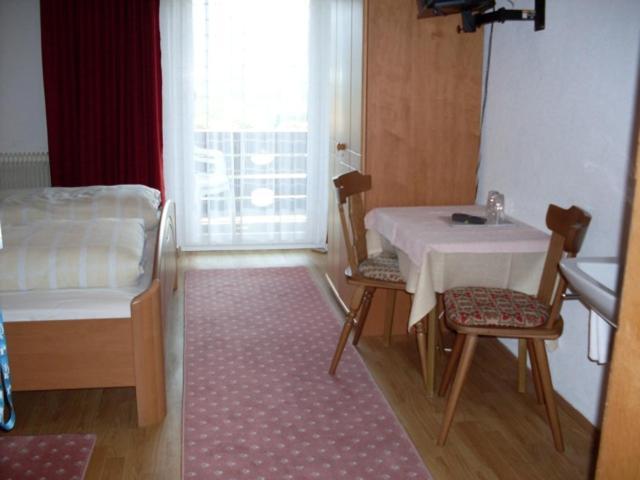 Pension Talblick In Waengle Bei Reutte Room photo