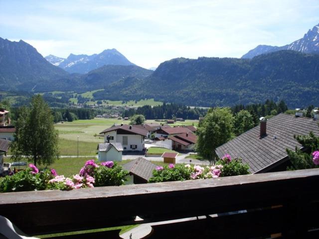 Pension Talblick In Waengle Bei Reutte Room photo