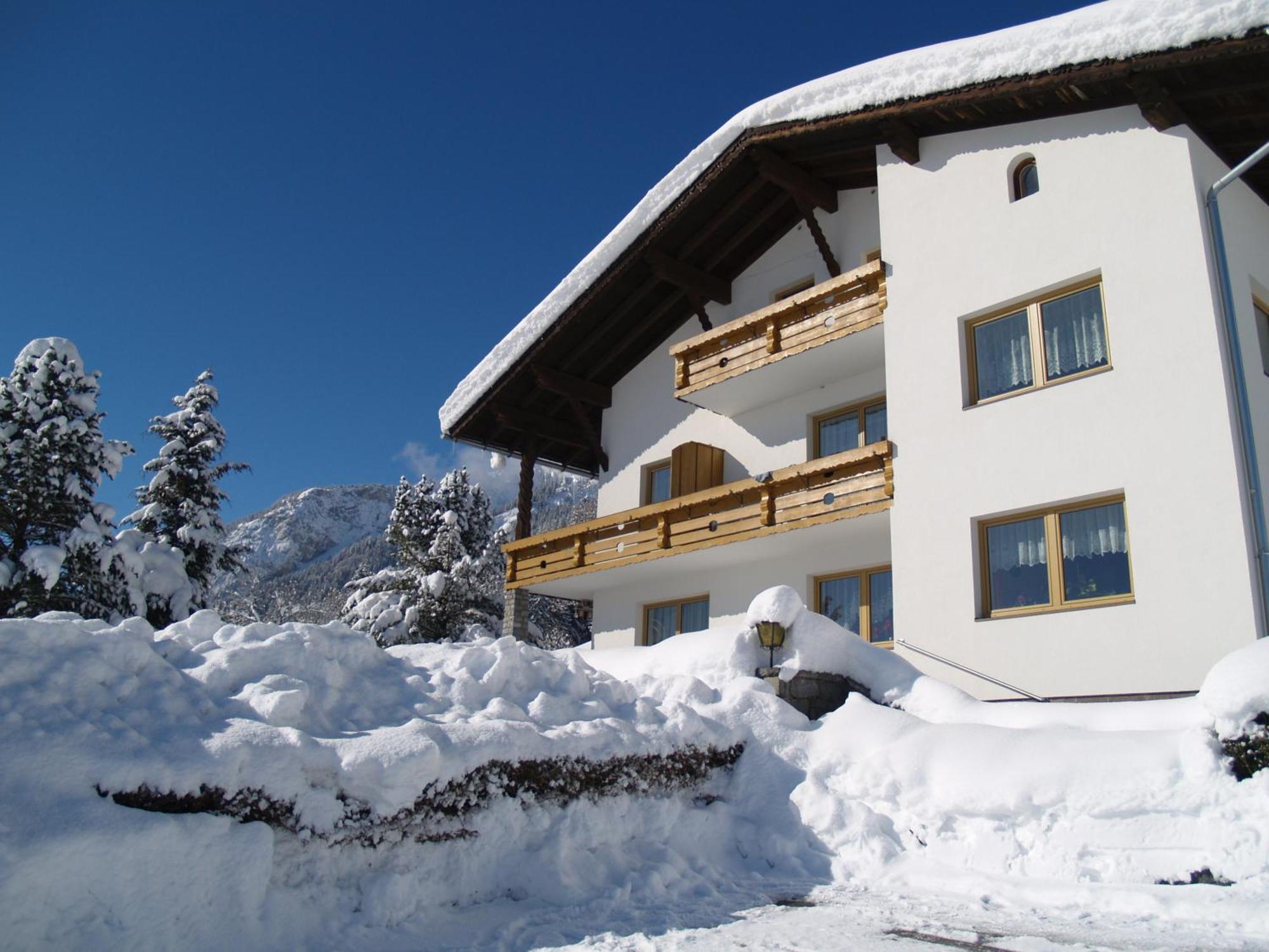 Pension Talblick In Waengle Bei Reutte Exterior photo