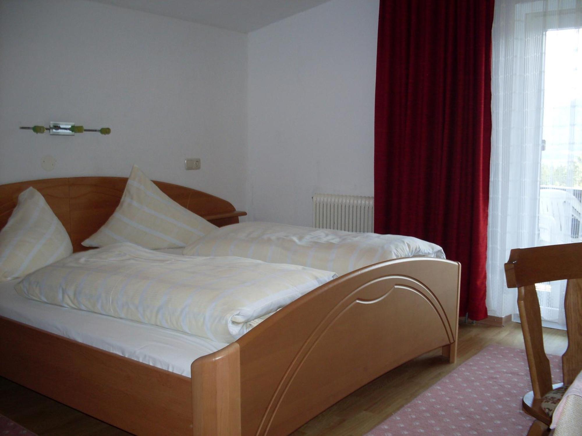 Pension Talblick In Waengle Bei Reutte Room photo