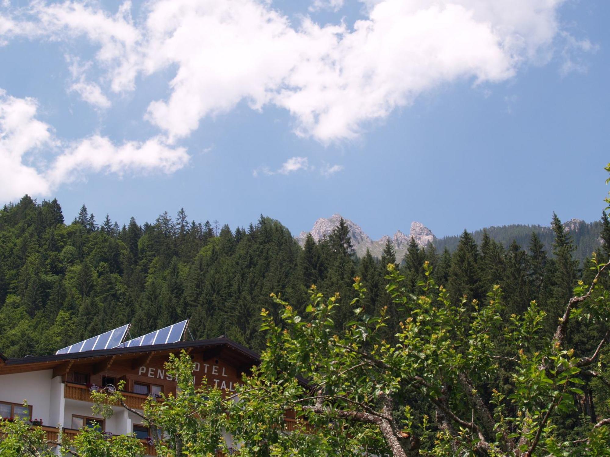 Pension Talblick In Waengle Bei Reutte Exterior photo